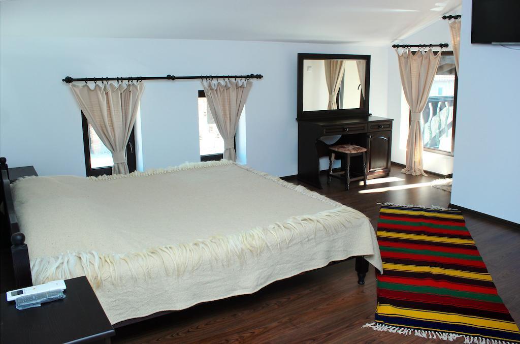 Topalovi Guest House Zlatograd Room photo