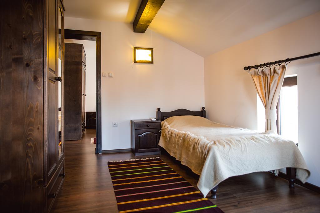 Topalovi Guest House Zlatograd Exterior photo